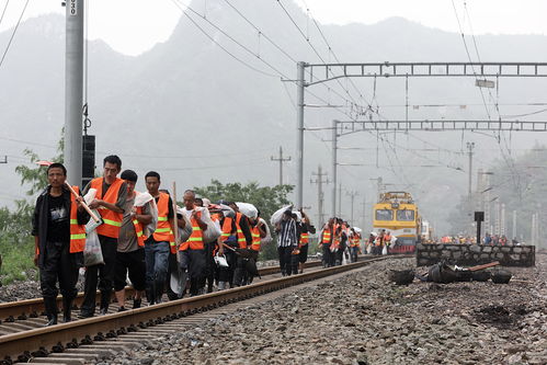 被困2天2夜的k396乘客陆续脱困,丰沙线紧急抢通中