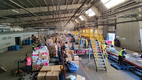 双十一 快递件安全吗 知名快递公司表示都要三四次消杀,铁路货运启动配送