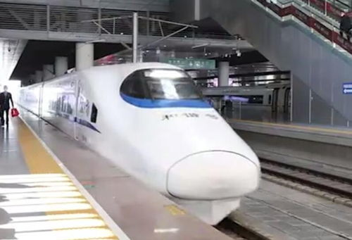 尾款人你的快递坐高铁来了坐了哪趟高铁,高铁送快递是什么时候开始的怎么寄