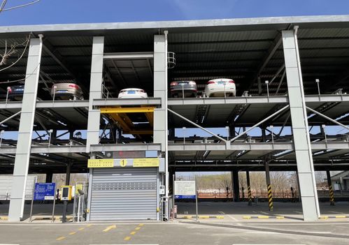 北京地铁16号线屯佃站立体停车楼竣工 能一键自动停车